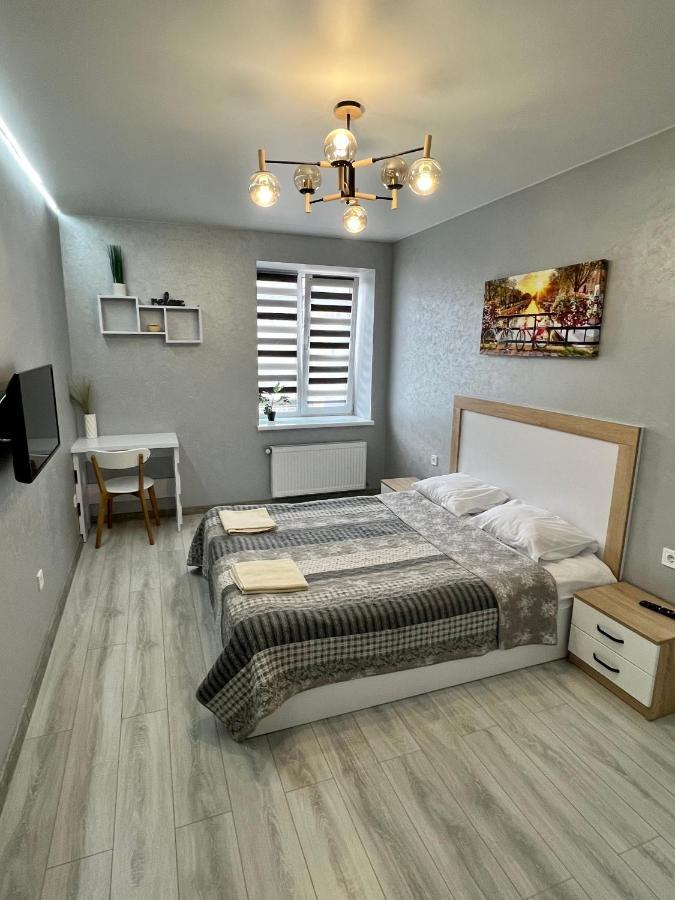 Apartment Premium In Center Ivano-Frankivsk Exteriör bild